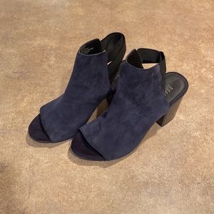 Womens Kenneth Cole Reaction shoes size 7